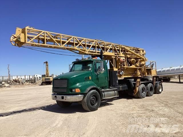 Sterling L9500 이동식 드릴 리그 트럭