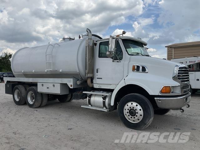 Sterling L9500 콤비/진공 트럭