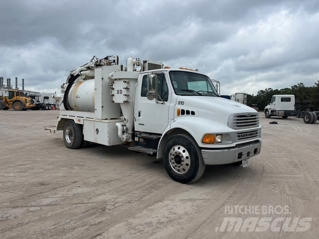 Sterling M7500 콤비/진공 트럭