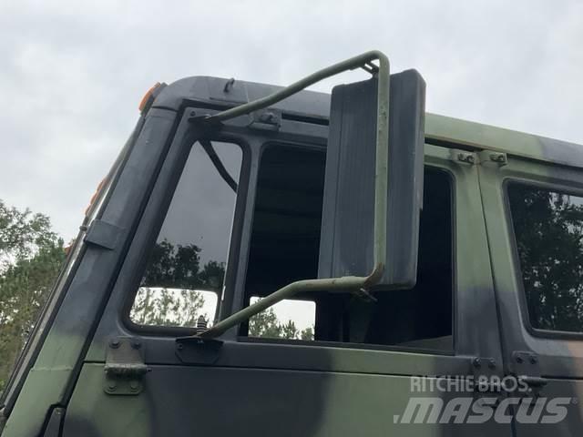 Stewart M1081 탑차 트럭