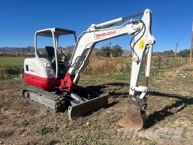 Takeuchi TB235 대형 굴삭기 29톤 이상