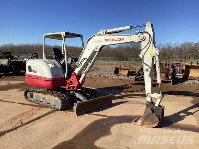 Takeuchi TB240 대형 굴삭기 29톤 이상