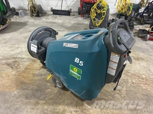 Tennant B5 실내 청소기