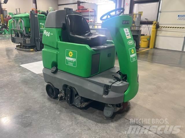Tennant R14 습식 청소차