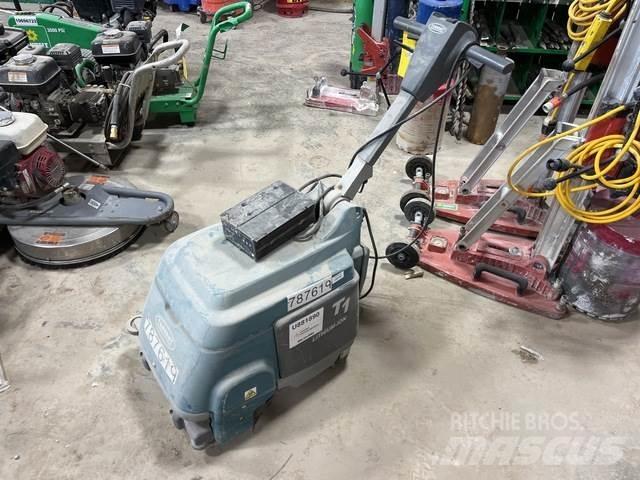 Tennant T1B 습식 청소차
