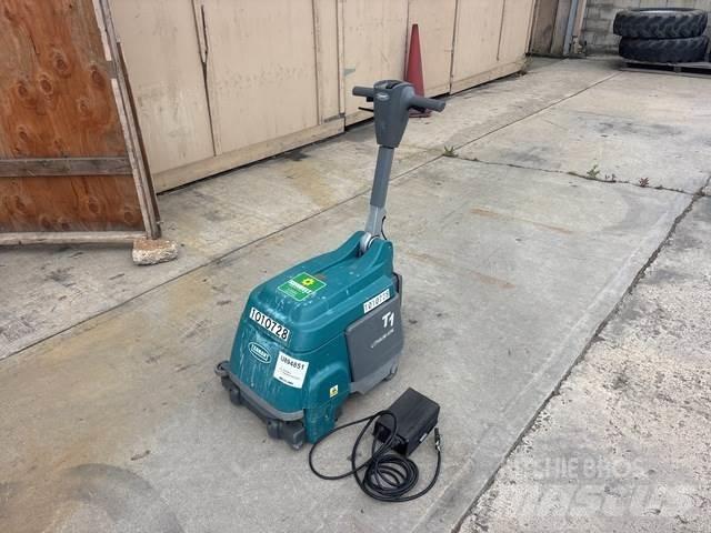 Tennant T1B 습식 청소차