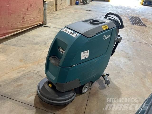 Tennant T300 습식 청소차