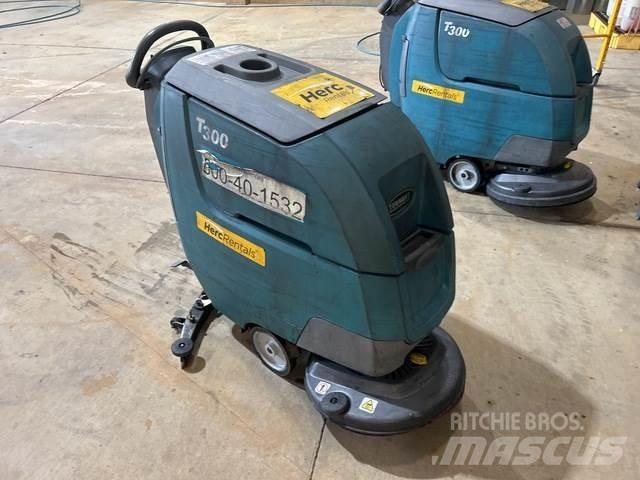 Tennant T300 습식 청소차