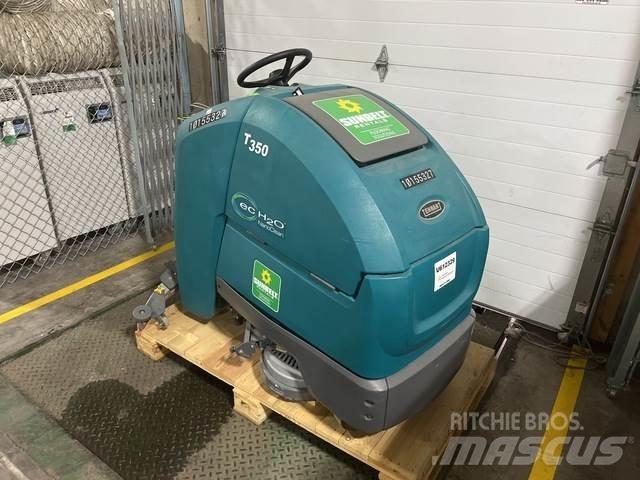 Tennant T350 습식 청소차