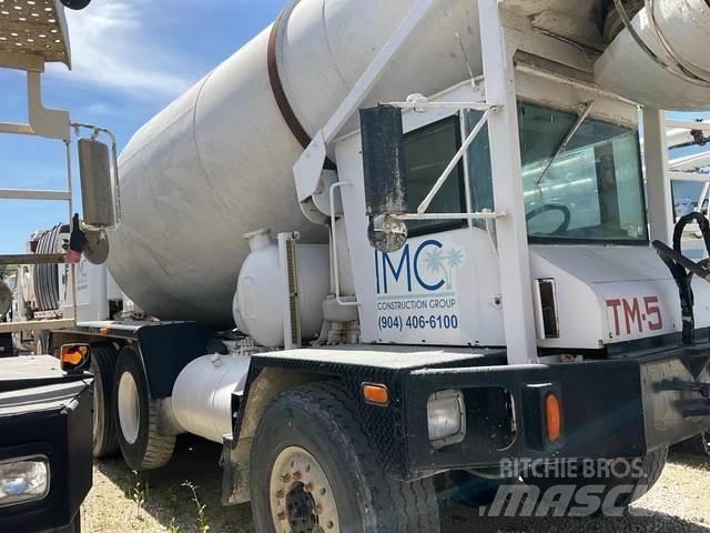 Terex  기타 트럭