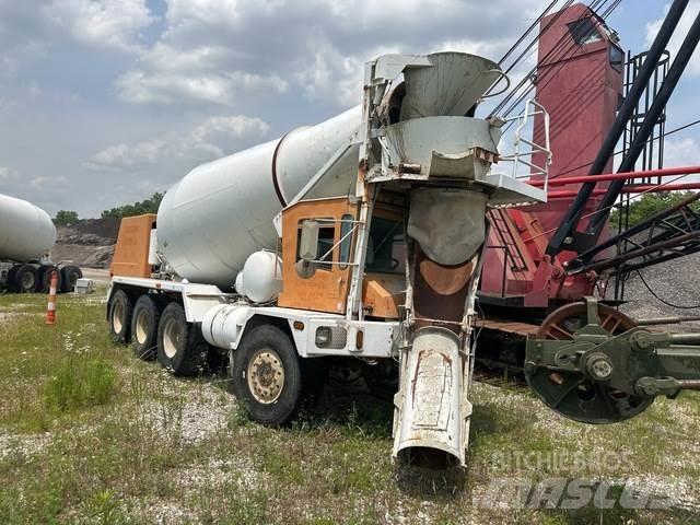 Terex  기타 트럭
