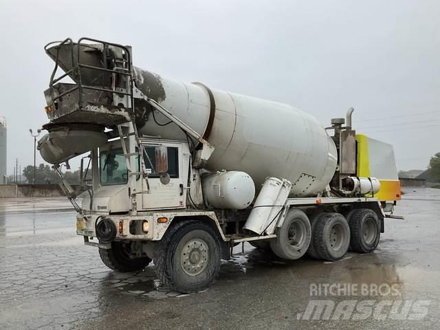 Terex Advance 기타 트럭