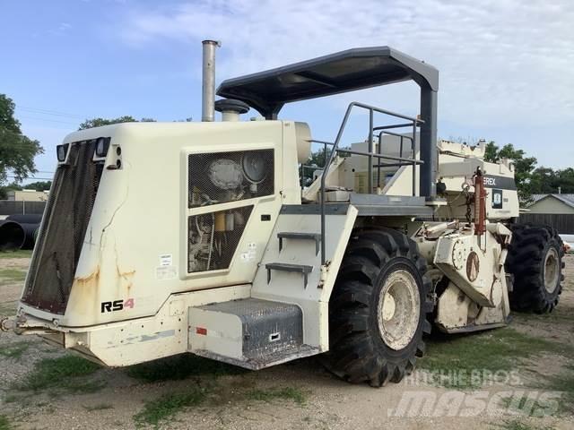 Terex RS-425C 토양 다짐기