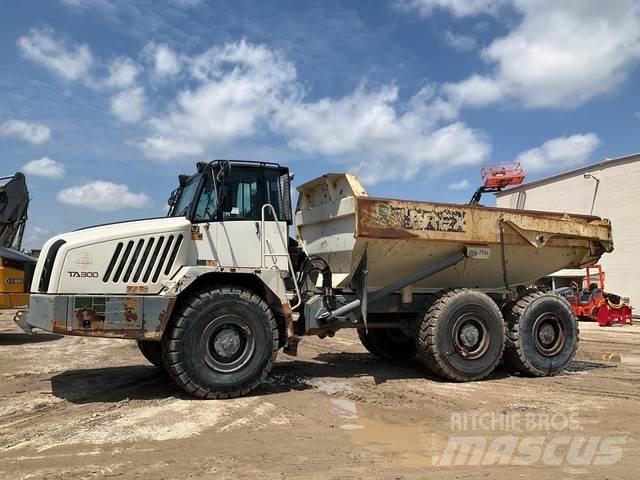 Terex TA300 연결식 홀러