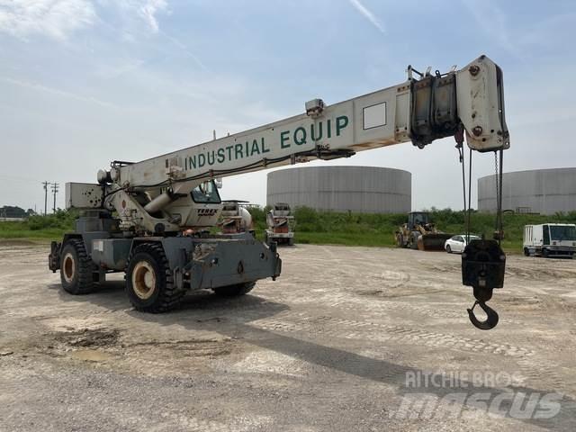 Terex TR230 R/T 크레인