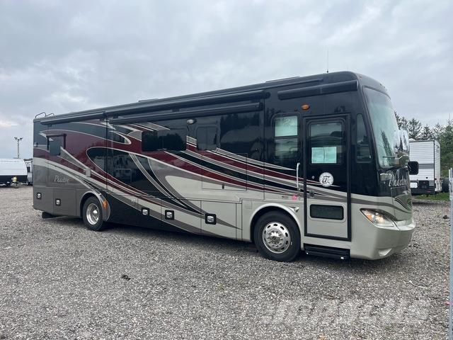 Tiffin Phaeton 모터홈 및 카라반