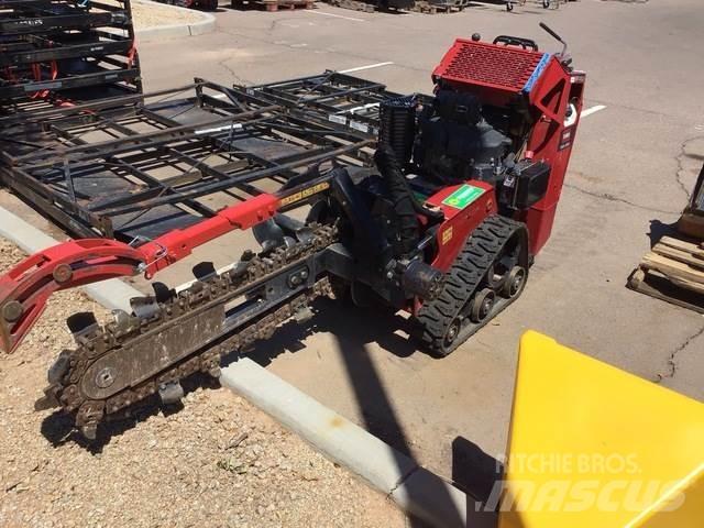 Toro TRX-250 트렌처