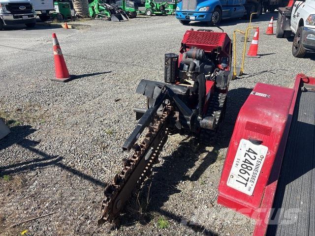 Toro TRX 250 트렌처