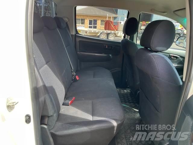 Toyota Hilux 픽업/드롭사이드