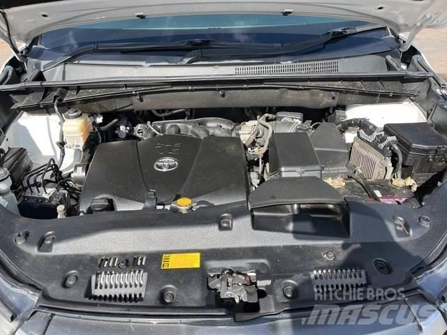 Toyota Kluger 자동차