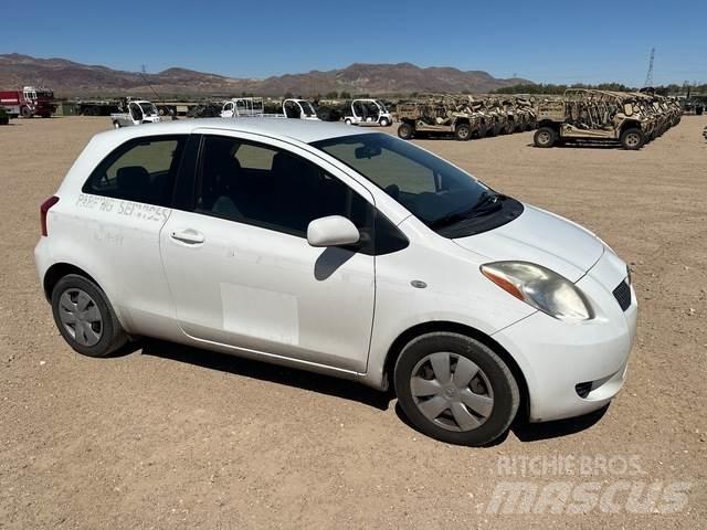 Toyota Yaris 자동차