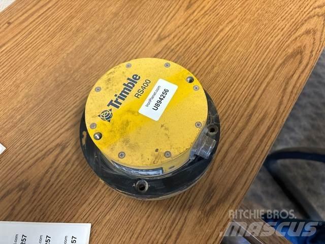 Trimble RS400 건설 장비 - 기타