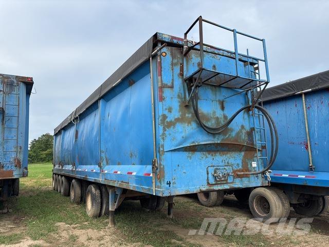 Universal  보도면 세미트레일러