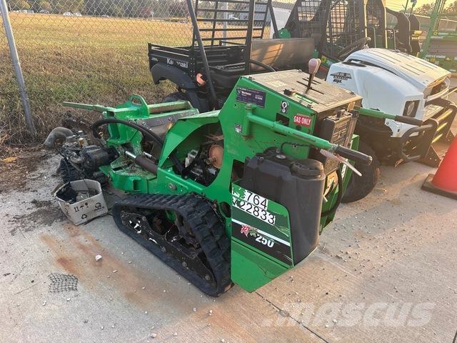 Vermeer RTX250 트렌처