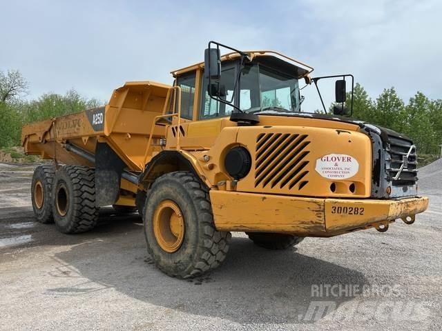 Volvo A25D 연결식 홀러