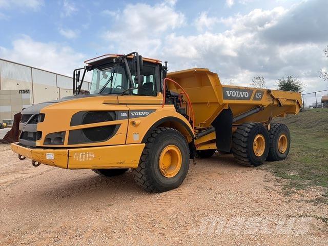 Volvo A25G 연결식 홀러