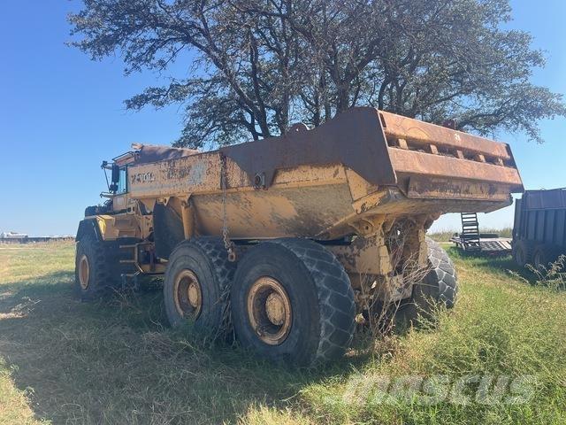Volvo A35C 연결식 홀러