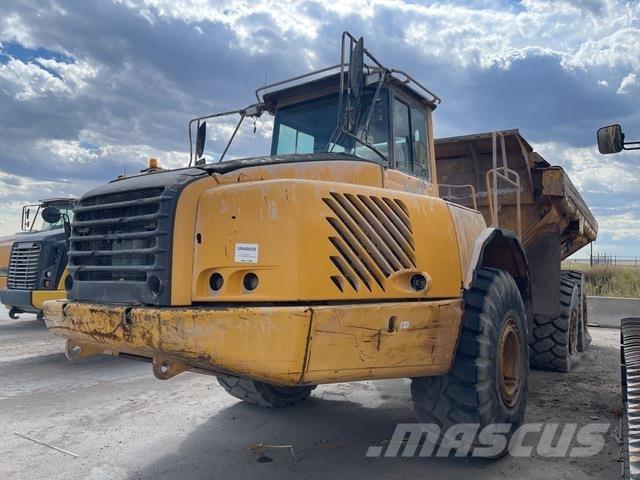 Volvo A35D 연결식 홀러