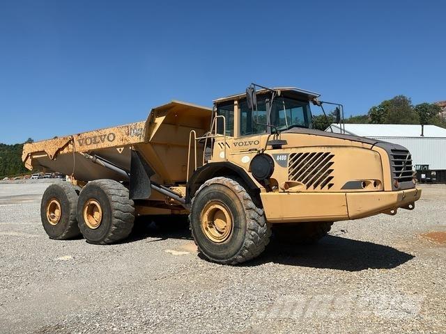 Volvo A40D 연결식 홀러