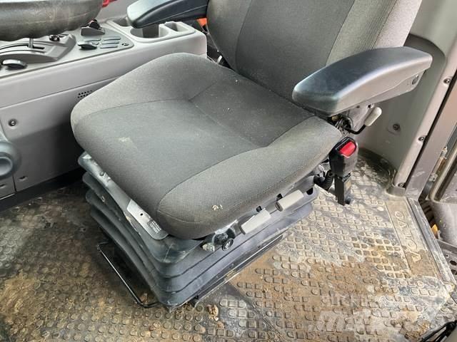 Volvo A40G 연결식 홀러
