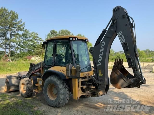 Volvo BL70B 백호로더
