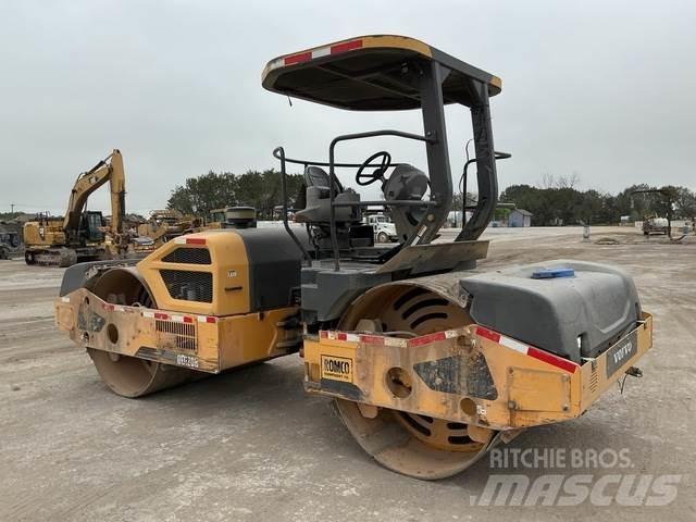 Volvo DD120B 트윈 드럼 롤러