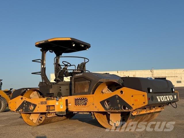Volvo DD120C 트윈 드럼 롤러
