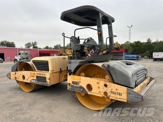 Volvo DD138HF 트윈 드럼 롤러