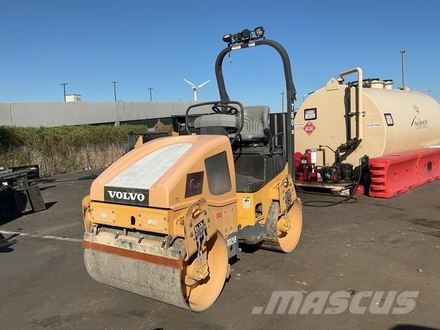 Volvo DD25B 트윈 드럼 롤러