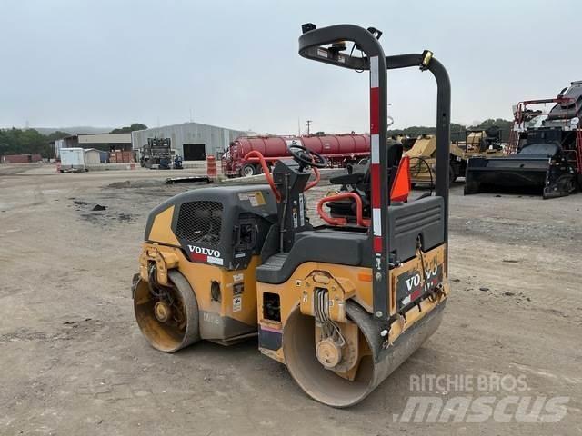 Volvo DD35B 트윈 드럼 롤러