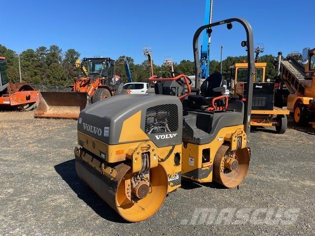 Volvo DD35B 트윈 드럼 롤러