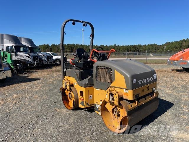 Volvo DD35B 트윈 드럼 롤러