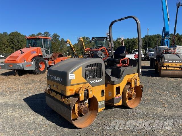 Volvo DD35B 트윈 드럼 롤러