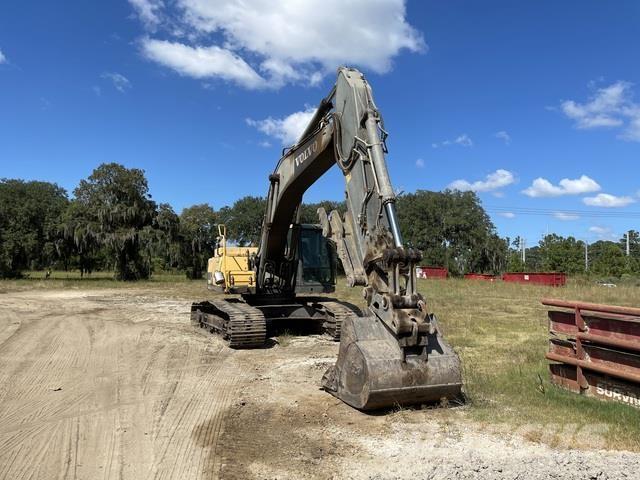 Volvo EC300DL 대형 굴삭기 29톤 이상