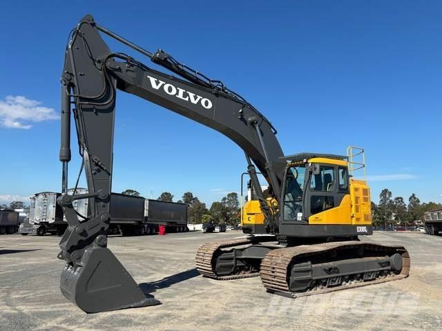 Volvo ECR305CL 대형 굴삭기 29톤 이상