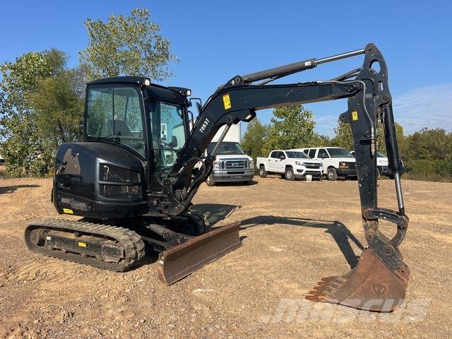 Volvo ECR40D 대형 굴삭기 29톤 이상