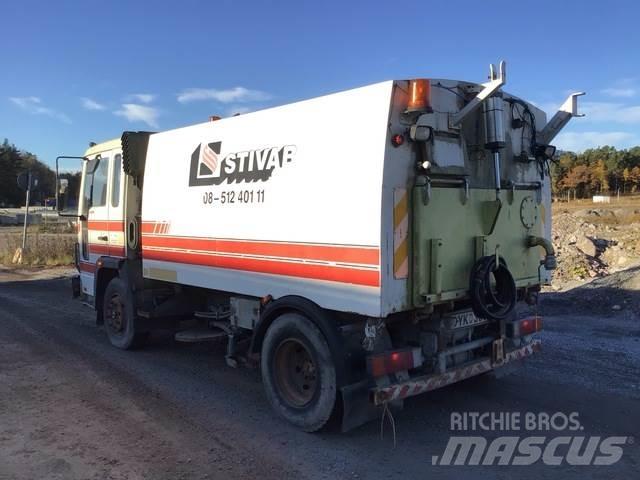 Volvo FL611 청소 트럭