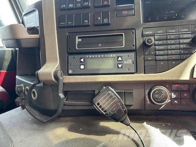 Volvo FM11 콤비/진공 트럭