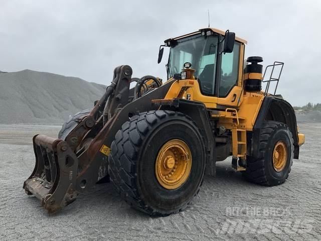Volvo L180F  휠로우더