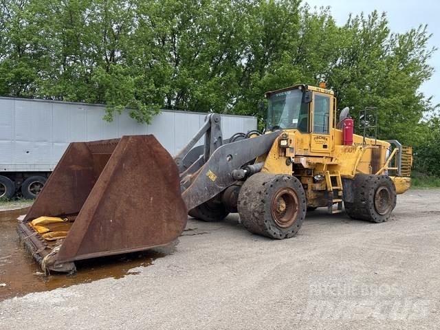 Volvo L220E  휠로우더